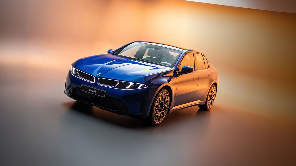 Front angled view of BMW i3