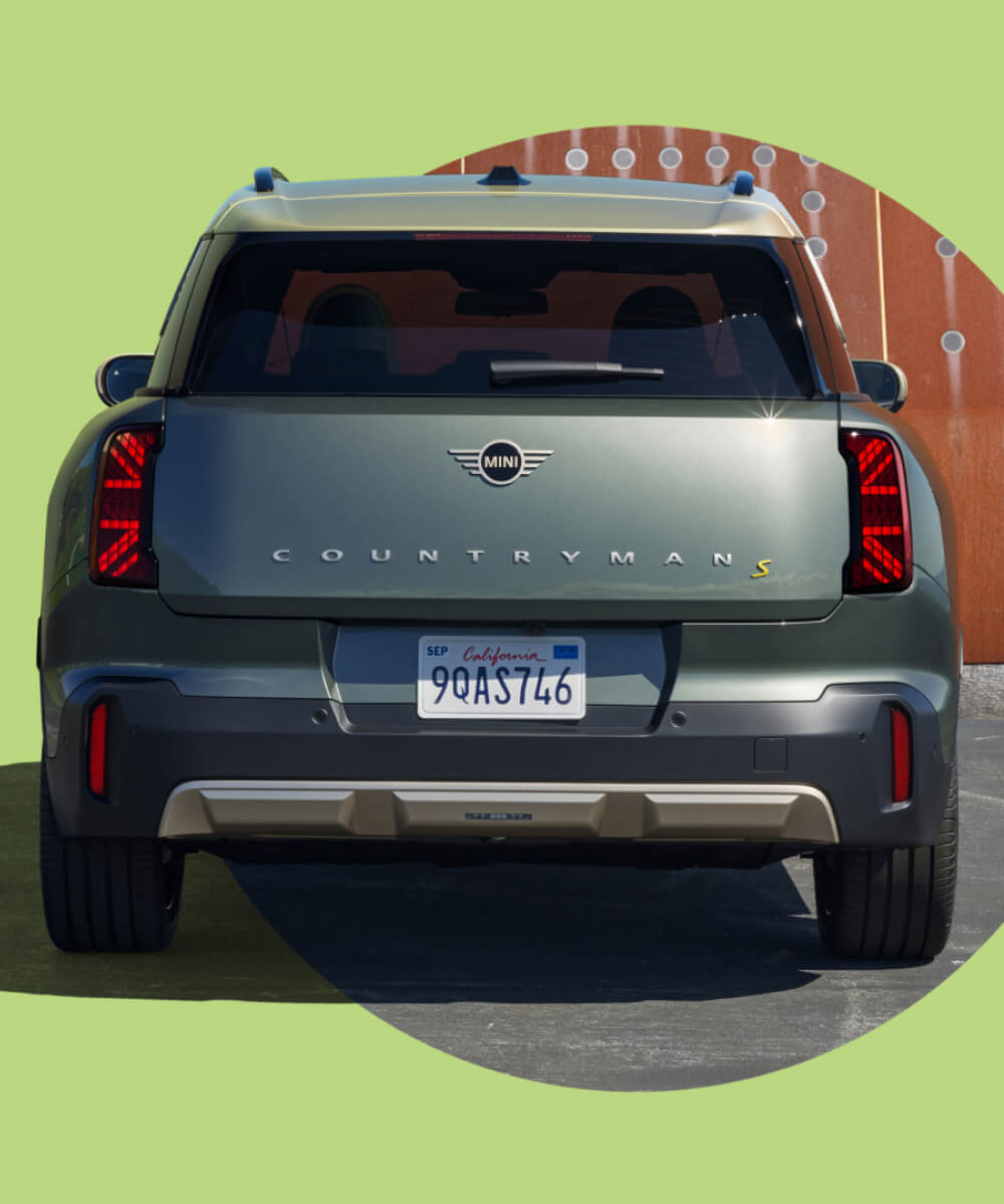 Close up rear view of MINI Countryman